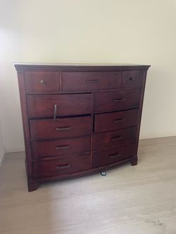 Wood Dresser