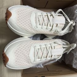 Lululemon Women's CrossCity Sneaker Size 9.5