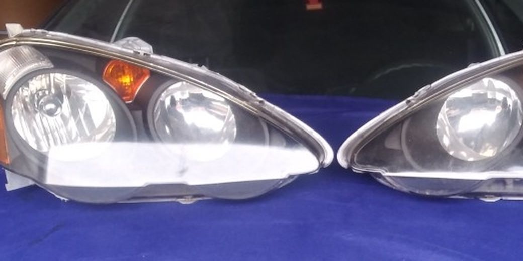 2003 Acura RSX Headlight Assembly(left and right)