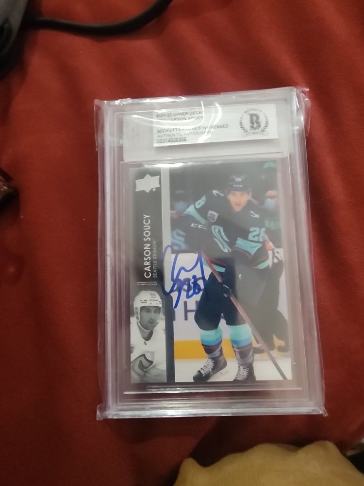 Carson Soucy autographed  seattle kraken card beckett certified