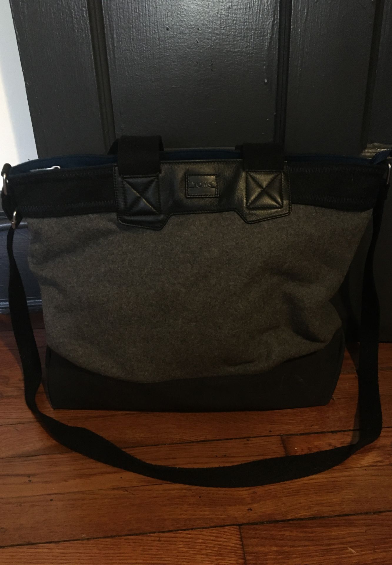 TOMS shoulder/messenger bag