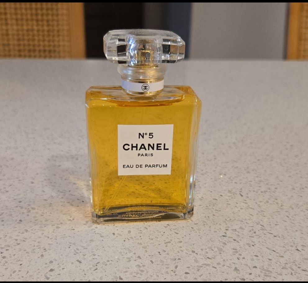 Chanel No 5 Parfume