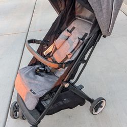Evenflo Gold Otto Self-folding Stroller