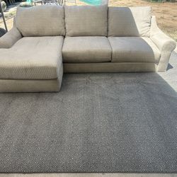 Sectional With Rug