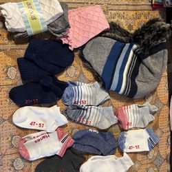 New 10 pair of socks, leg warmers, Gap Hat 16 piece bundle 3t-5t