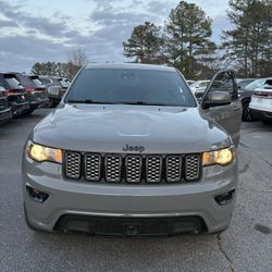 2022 Jeep Grand Cherokee 