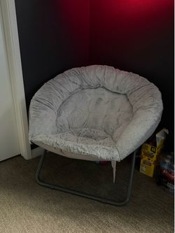 Foldable Reading Chair