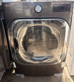 LG GAS DRYER. 29Wide  9 cubic