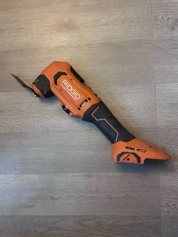 Ridgid oscillating tool with battery and charger