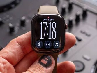 Apple Watch Series 12 (42mm)