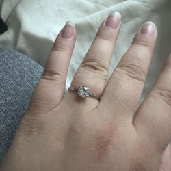 925 Sterling Silver Ring!