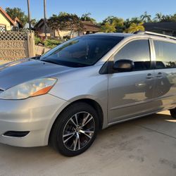 2008 Toyota Sienna