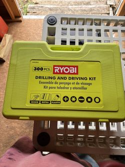 RYOBI 300pcs. Drilling And Driving Kit