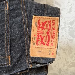 Levis Pants 30x32 