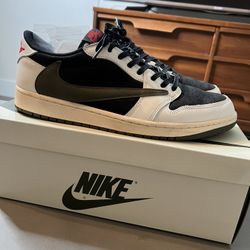 Travis Scott Olive