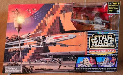 Star Wars Micro Machines - Yavin Rebel Base