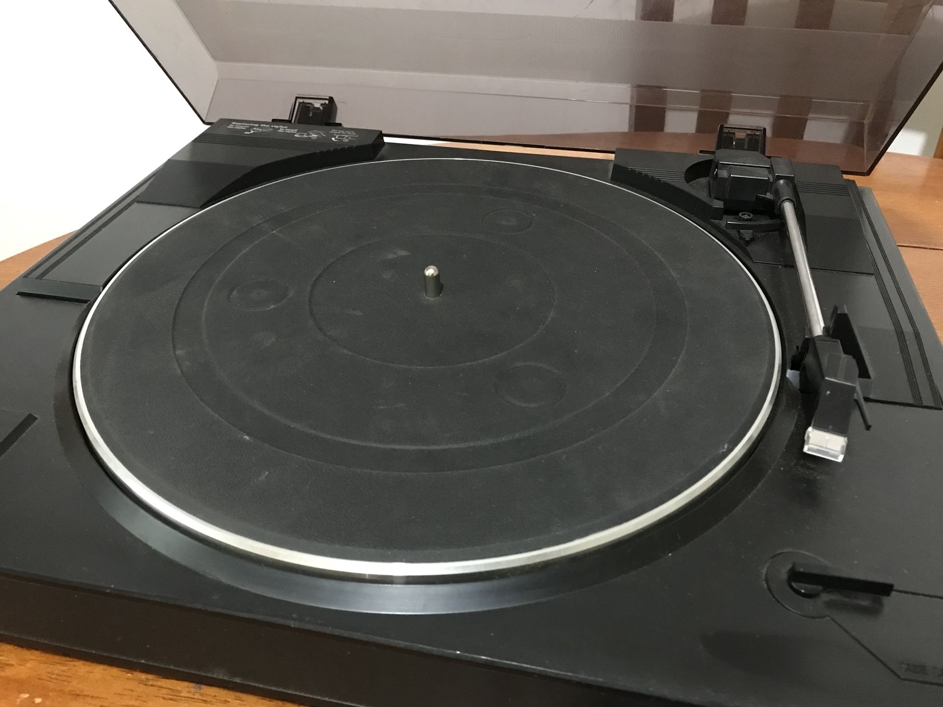 Sony PSLX250H, belt driven record player, works, needs new needle for