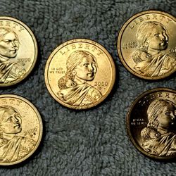 2000 Sacagawea Dollar Coins - Circulated Lot of 5 - Rare Collectibles!