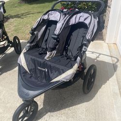  Baby Jogger X 3  Summit  Double Stroller     Pram also available. 