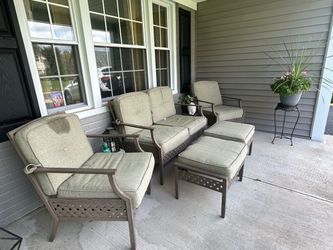 Patio set