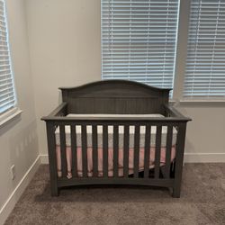 Baby Wooden Crib 