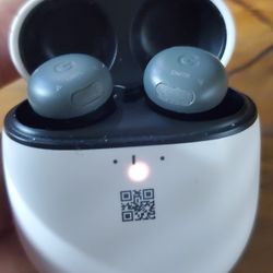 Google Pixel Buds Pro 2  Wireless Earbuds with Active Noise Cancellation
Good working+charging cable
