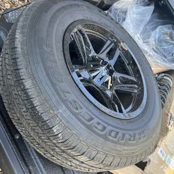 Like New Jeep Wheels and tires