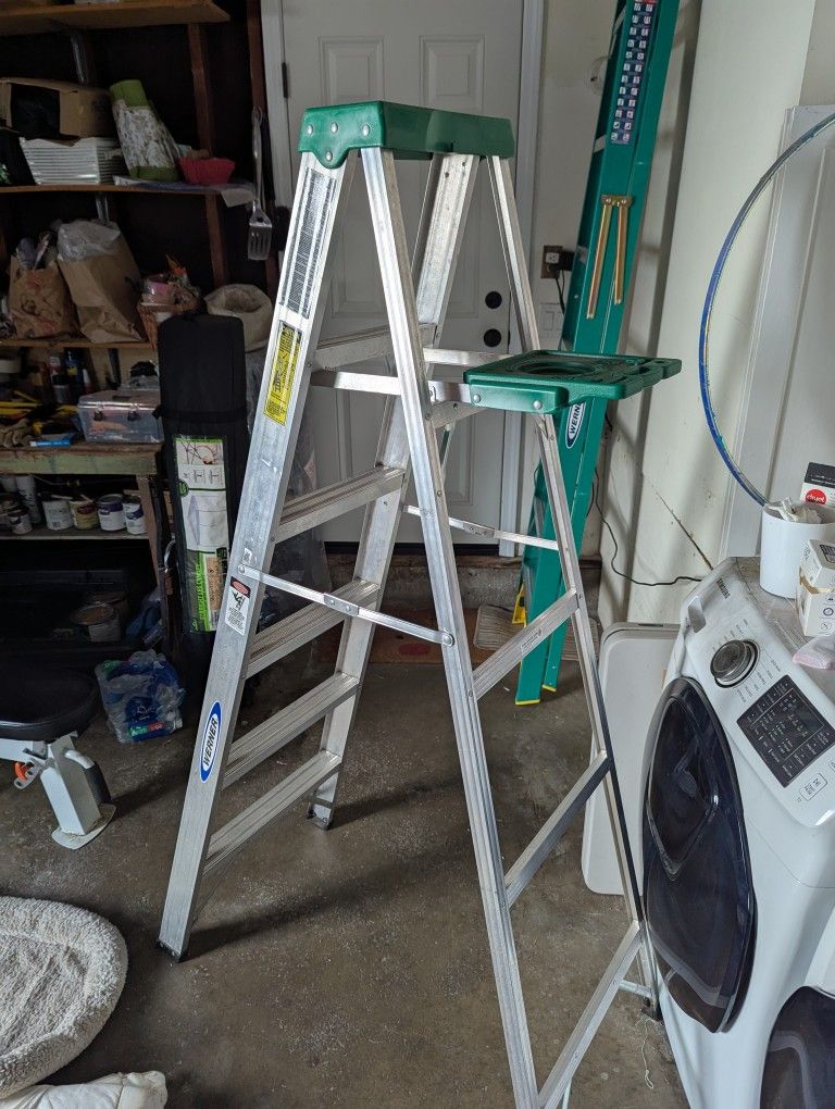 225lb aluminum ladder 6ft Werner