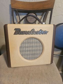 Working Fine Danelectro Guitar amplifier Dirty Thirty