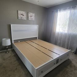 QUEEN PLATFORM BED FRAME WITH TWO DRAWERS 