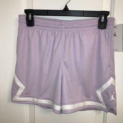 Jordan Girls Large Lilac Diamond Shorts