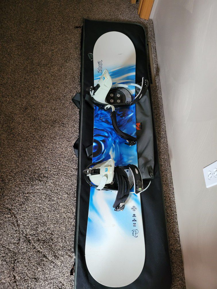 Snowboard w/bindings