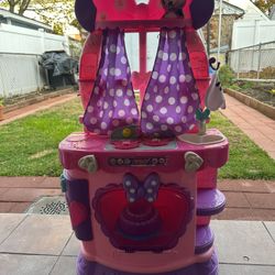 Minnie Mouse Kitchen