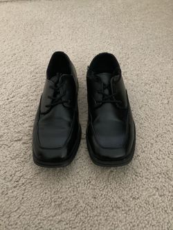 Kids Size 1 Dress Shoes