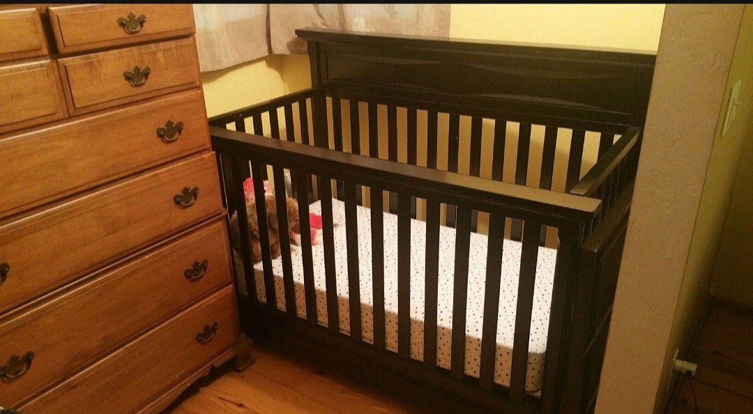 Simmons Wooden  Baby Crib 