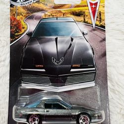 Hot Wheels Silver Series ‘84 Pontiac Firebird 