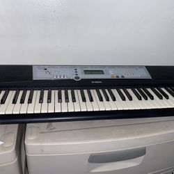 Yamaha Full Size Electric Piano 