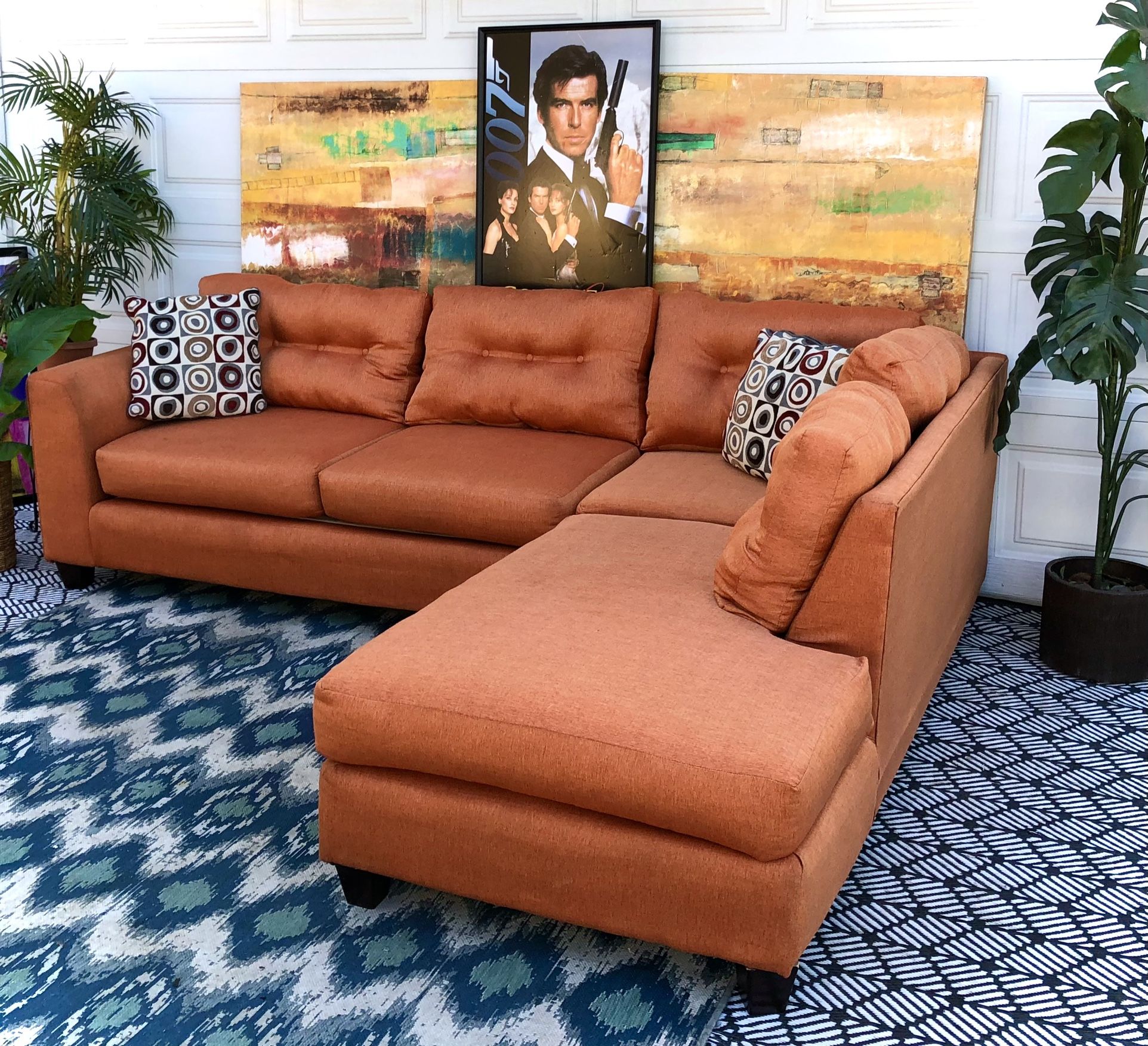 (Free delivery) Blood Orange Chaise 2-Piece Sectional