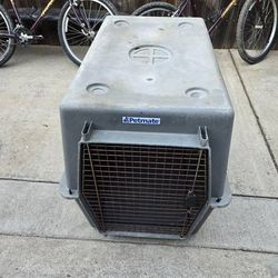 XL Petmate Dog Kennel