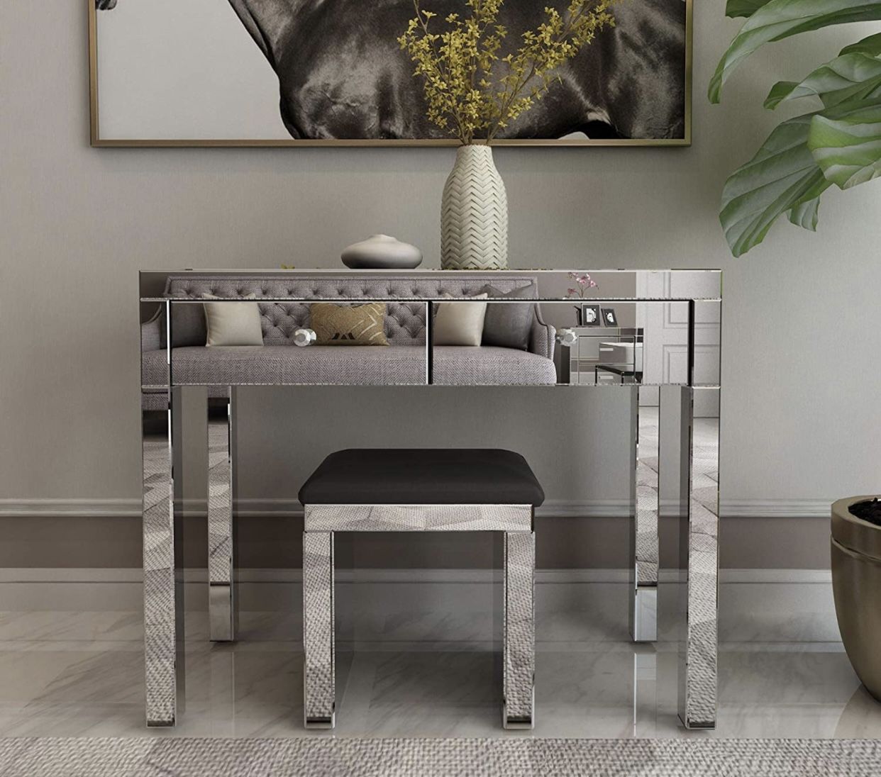 Brand New Silver Mirror Vanity Table And Stools 