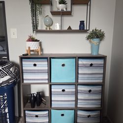 Storage Cube With Bins