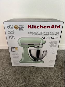 KitchenAid Deluxe Tilt-Head Mixer