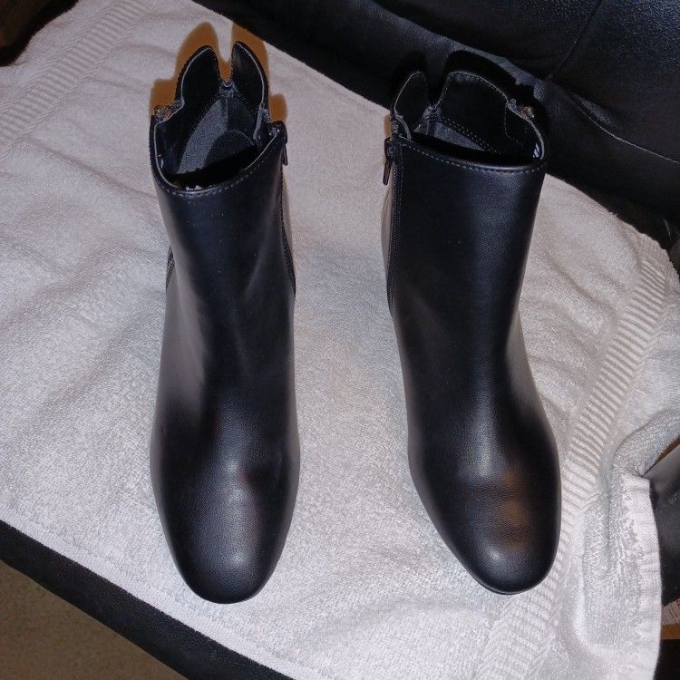 Black Women's. Boots
