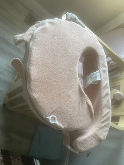 Breastfriend Nursing Pillow