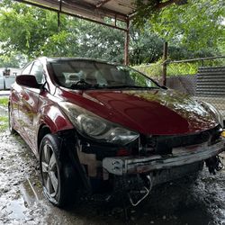 2013 Hyundai Elantra ( PART OUT ) 