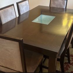 DINNING TABLE