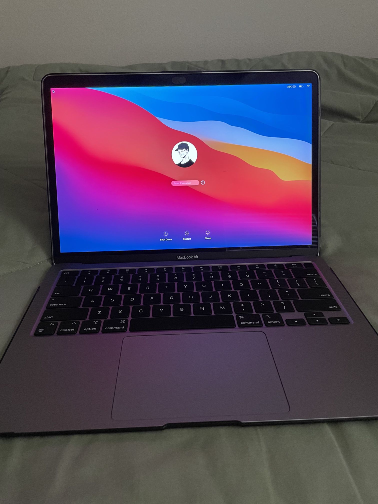 Apple MacBook Air 13.3" Laptop (Latest Model)-Like New!!  LowBallers Will Be Ignored!!