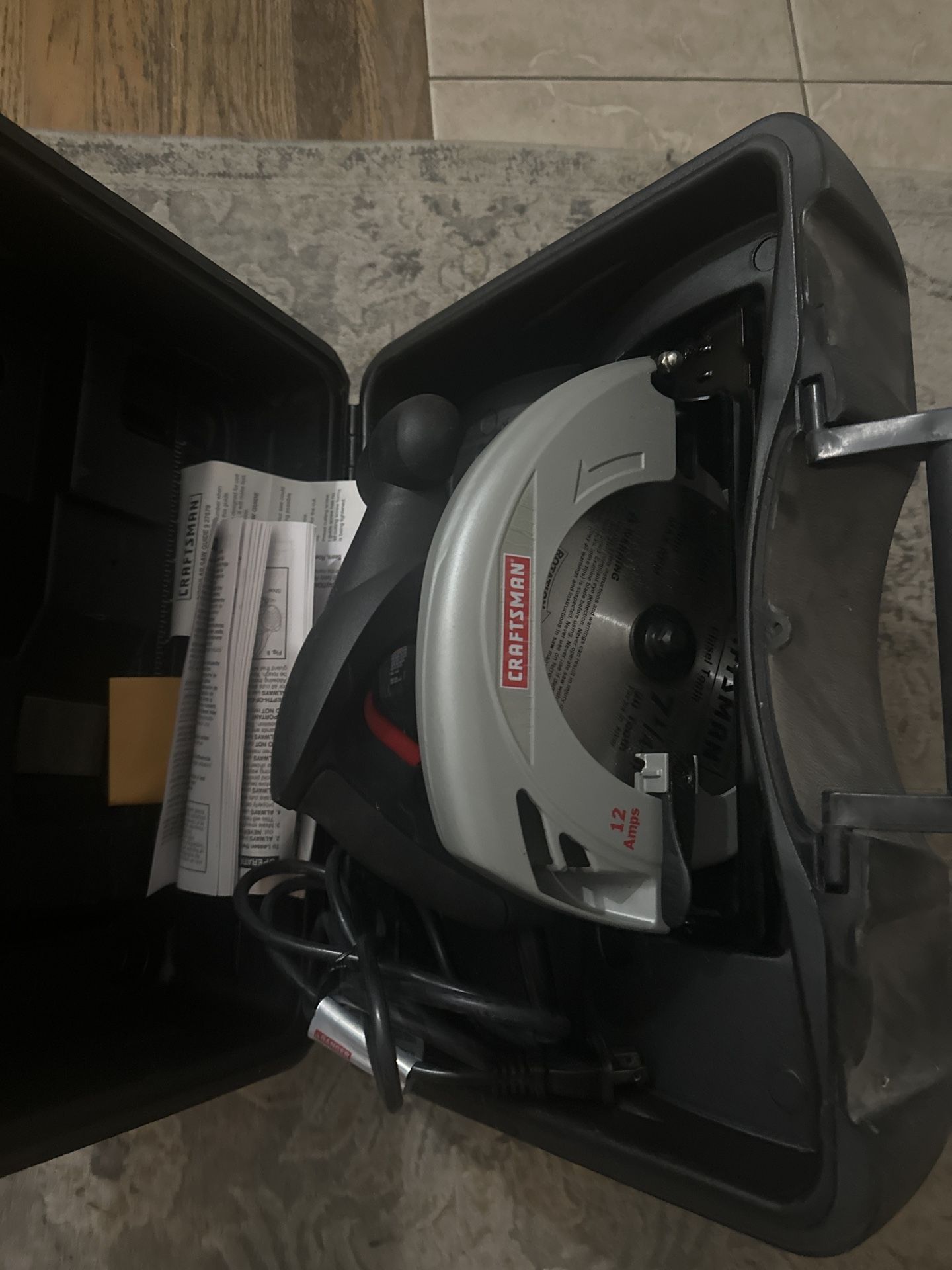 Like-New Craftsman 7-1/4” Circular Saw with Case