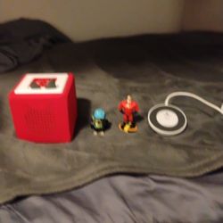 Tonies Box With 2 Figures