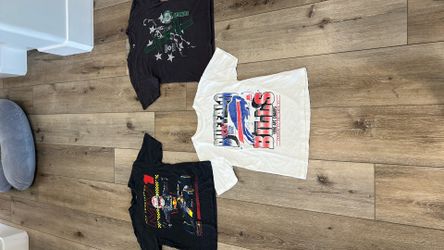 Boys graphic tees
